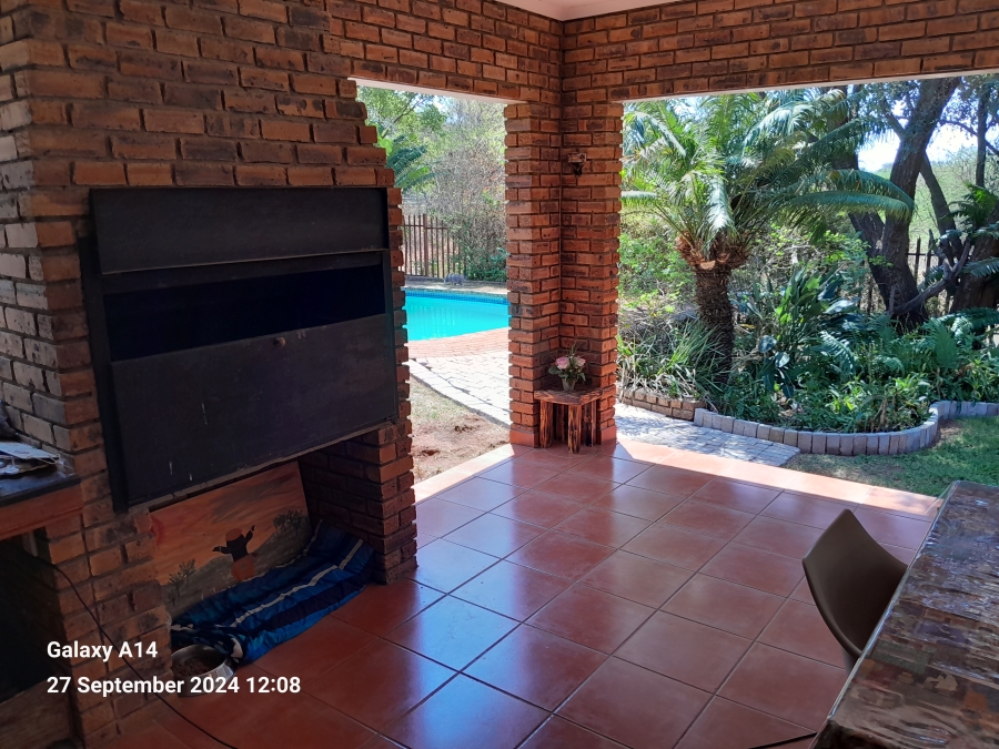 4 Bedroom Property for Sale in Waterval S H North West